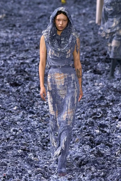 Look 34
